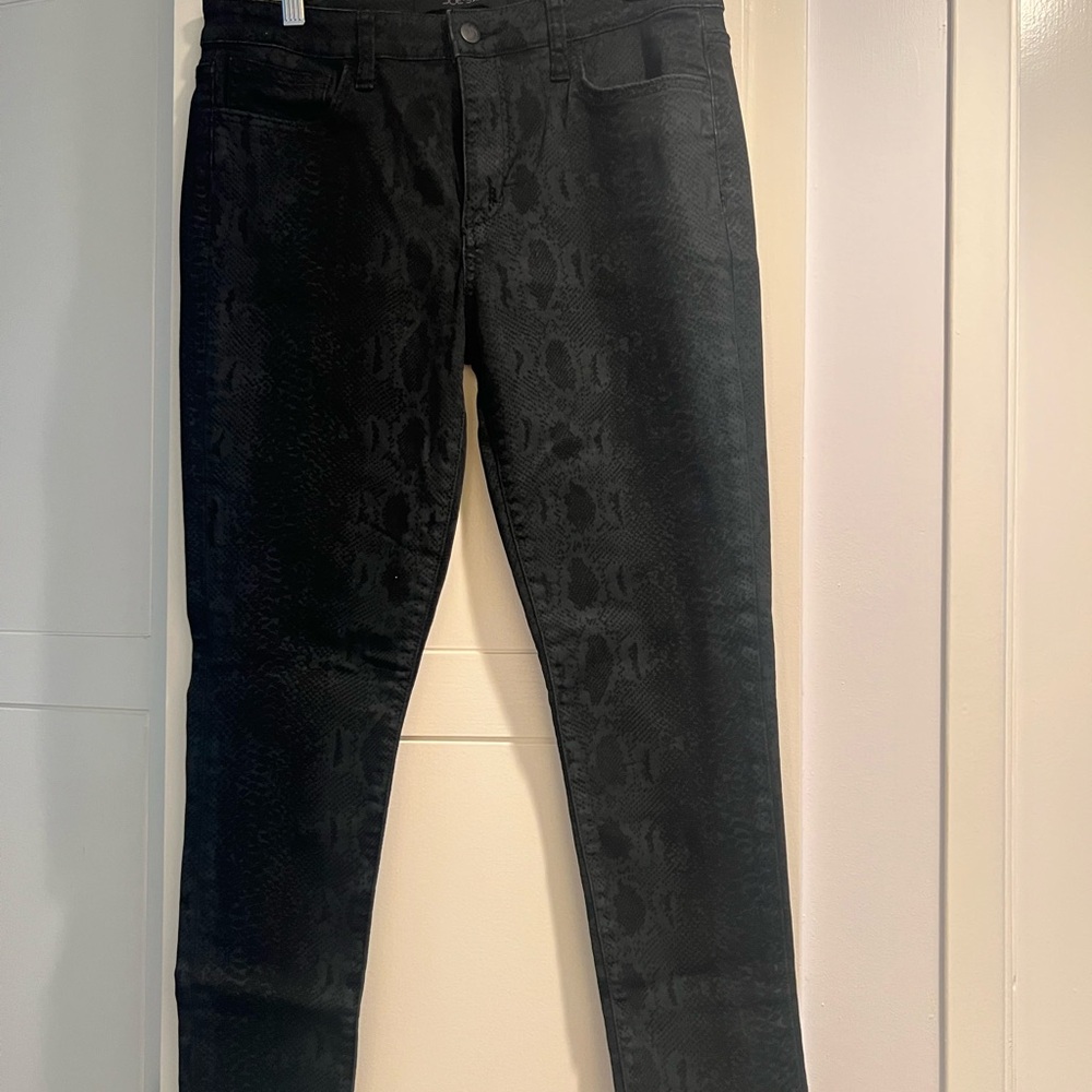 JOE’S Black Snake Print Jeans size 31 waist